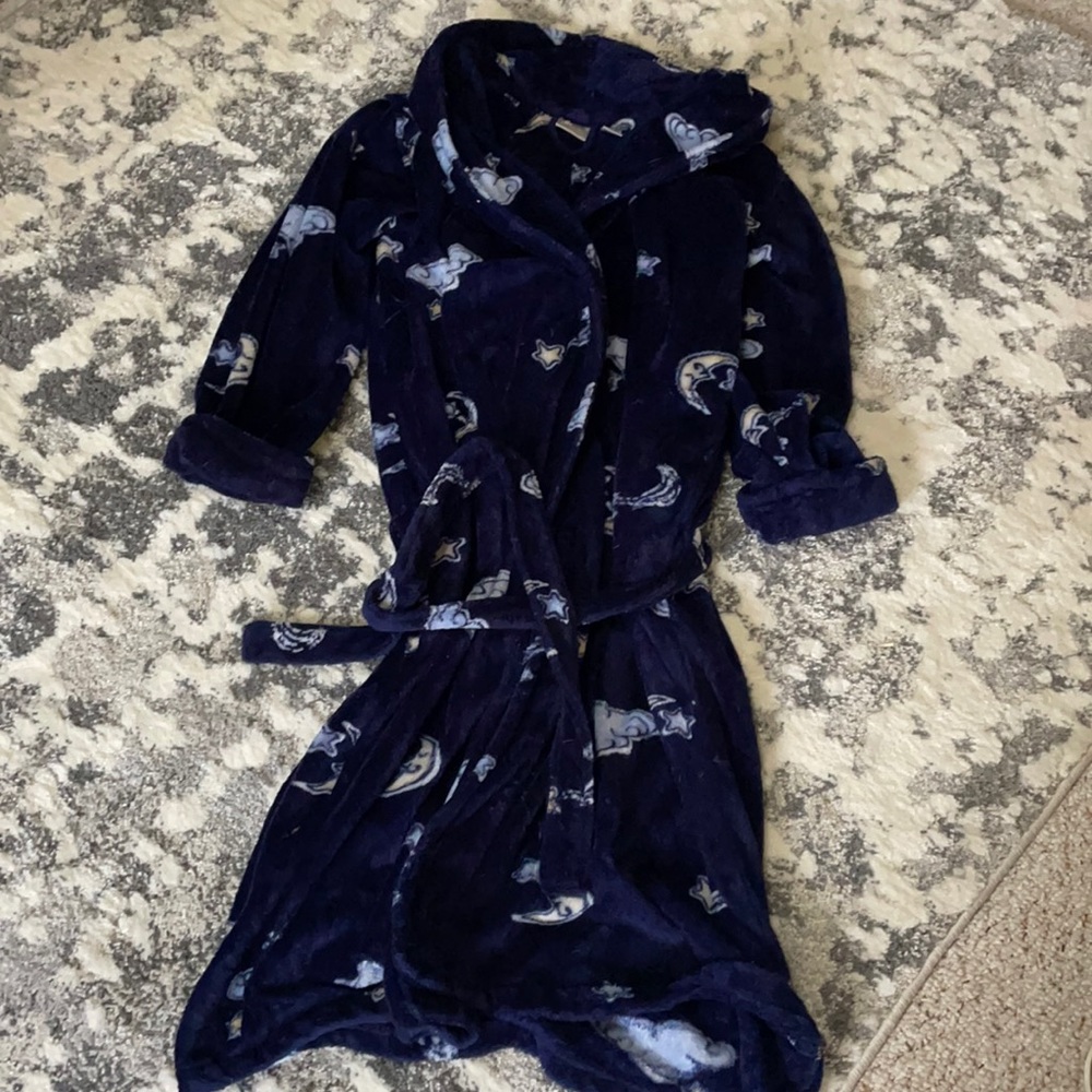 v i n t a g e ::  Y2K moon and star robe